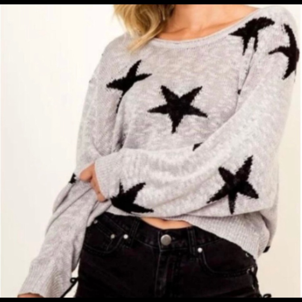 Star Olivaceous off the shoulder sweater size M